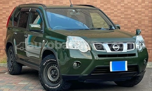 Buy Used Nissan X–Trail Green Car in Freetown in Eleuthera