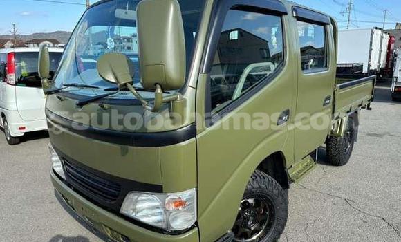 Buy Used Toyota TownAce Green Car in Import - Dubai in Abaco Buy Used Toyota TownAce Green Car in Import - Dubai in Abaco