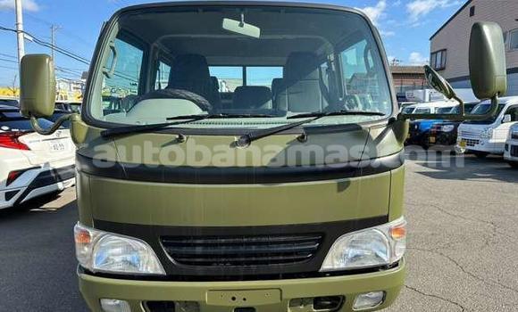 Buy Used Toyota TownAce Green Car in Import - Dubai in Abaco Buy Used Toyota TownAce Green Car in Import - Dubai in Abaco