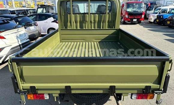 Buy Used Toyota TownAce Green Car in Import - Dubai in Abaco Buy Used Toyota TownAce Green Car in Import - Dubai in Abaco