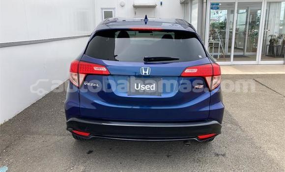 Buy Used Honda Vezel Blue Car in Coopers Town in Abaco Buy Used Honda Vezel Blue Car in Coopers Town in Abaco