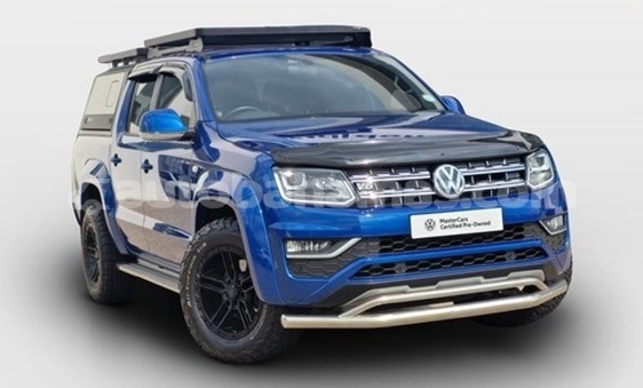 Buy Used Volkswagen Amarok Blue Car in Freetown in Eleuthera