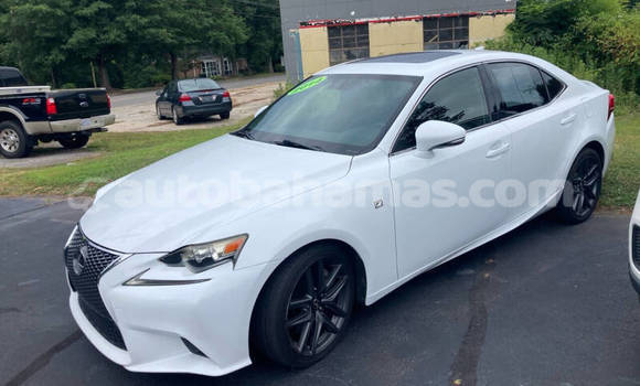 Buy Used Lexus IS 300 White Car in Freetown in Eleuthera Buy Used Lexus IS 300 White Car in Freetown in Eleuthera
