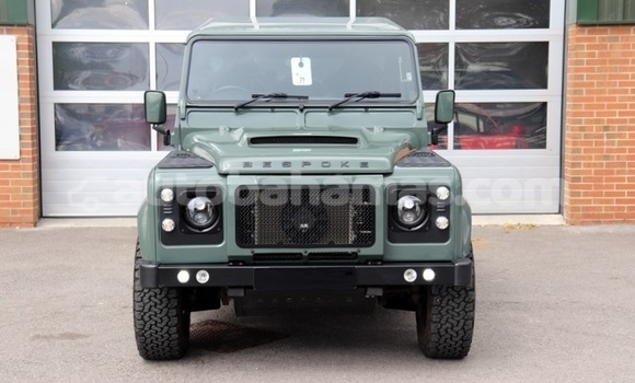 Buy Used Land Rover Defender Green Car in Freetown in Eleuthera Buy Used Land Rover Defender Green Car in Freetown in Eleuthera