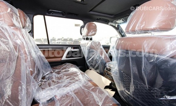 Buy Import Toyota Land Cruiser Black Car in Import - Dubai in Abaco Buy Import Toyota Land Cruiser Black Car in Import - Dubai in Abaco