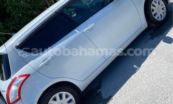Buy Used Suzuki Swift White Car in Alice Town in Biminis Buy Used Suzuki Swift White Car in Alice Town in Biminis