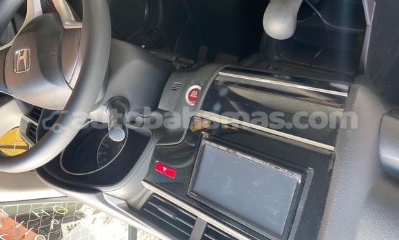 Buy Used Honda HR–V Red Car in Freetown in Eleuthera Buy Used Honda HR–V Red Car in Freetown in Eleuthera