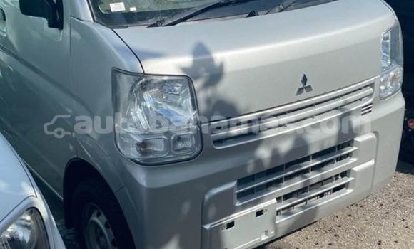 Buy Used Mini Countryman White Car in Import - Dubai in Abaco Buy Used Mini Countryman White Car in Import - Dubai in Abaco