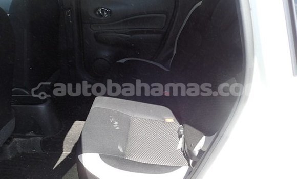 Buy Used Nissan Note White Car in Marsh Harbour in Abaco Buy Used Nissan Note White Car in Marsh Harbour in Abaco