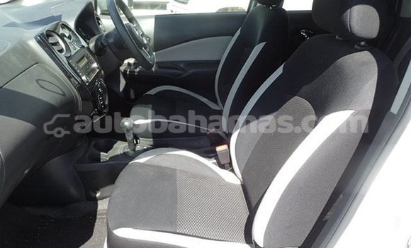 Buy Used Nissan Note White Car in Marsh Harbour in Abaco Buy Used Nissan Note White Car in Marsh Harbour in Abaco