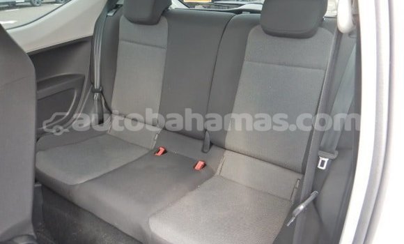 Buy Used Volkswagen up! White Car in Import - Dubai in Abaco Buy Used Volkswagen up! White Car in Import - Dubai in Abaco