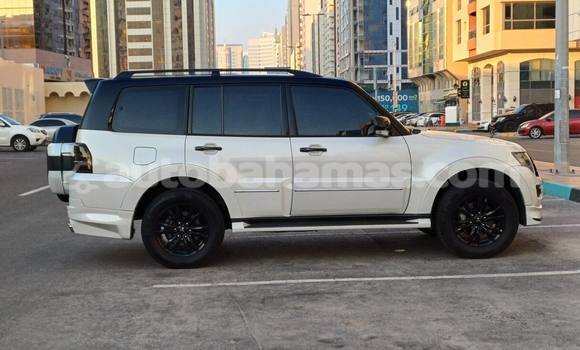 Buy Used Mitsubishi Pajero White Car in Freetown in Eleuthera Buy Used Mitsubishi Pajero White Car in Freetown in Eleuthera