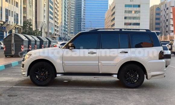 Buy Used Mitsubishi Pajero White Car in Freetown in Eleuthera Buy Used Mitsubishi Pajero White Car in Freetown in Eleuthera