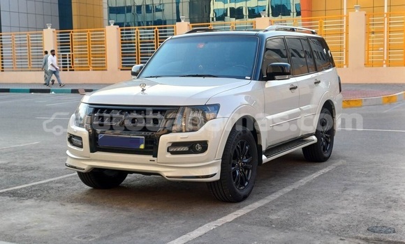 Buy Used Mitsubishi Pajero White Car in Freetown in Eleuthera Buy Used Mitsubishi Pajero White Car in Freetown in Eleuthera