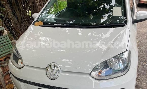 Buy Used Volkswagen up! White Car in Pirates Well in Mayaguana Buy Used Volkswagen up! White Car in Pirates Well in Mayaguana