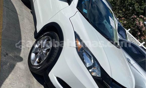 Buy Used Honda HR–V White Car in Freetown in Eleuthera Buy Used Honda HR–V White Car in Freetown in Eleuthera