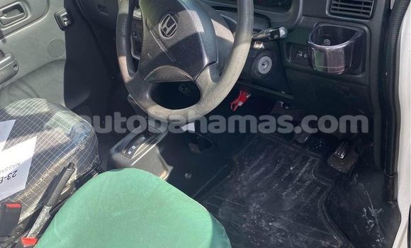 Buy Used Mini Cooper S clubman White Car in Marsh Harbour in Abaco Buy Used Mini Cooper S clubman White Car in Marsh Harbour in Abaco