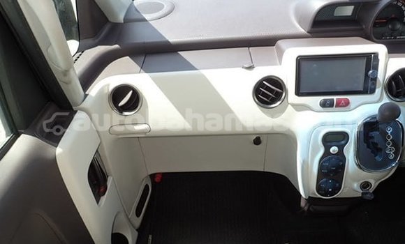 Buy Used Toyota Porte Black Car in Import - Dubai in Abaco Buy Used Toyota Porte Black Car in Import - Dubai in Abaco