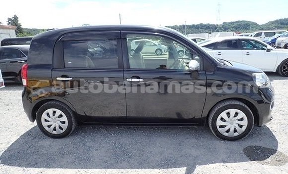 Buy Used Toyota Porte Black Car in Import - Dubai in Abaco Buy Used Toyota Porte Black Car in Import - Dubai in Abaco