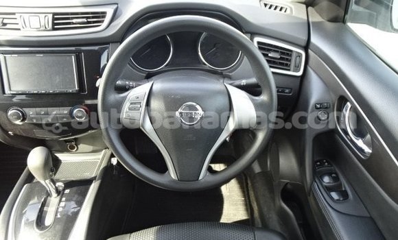 Buy Used Nissan X–Trail White Car in Import - Dubai in Abaco Buy Used Nissan X–Trail White Car in Import - Dubai in Abaco