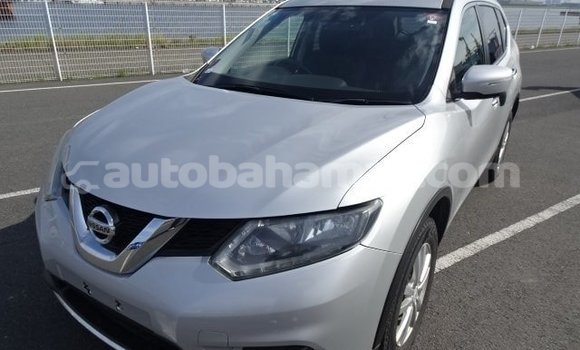 Buy Used Nissan X–Trail White Car in Import - Dubai in Abaco Buy Used Nissan X–Trail White Car in Import - Dubai in Abaco