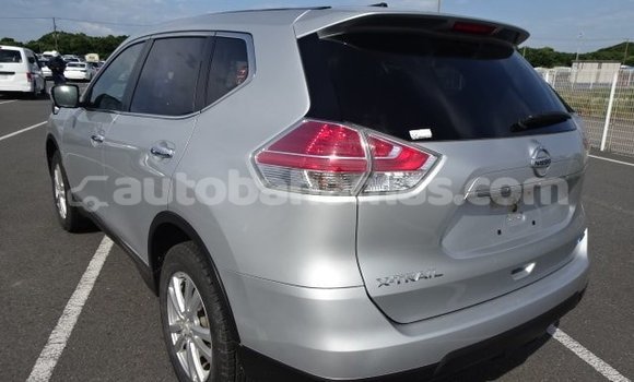 Buy Used Nissan X–Trail White Car in Import - Dubai in Abaco Buy Used Nissan X–Trail White Car in Import - Dubai in Abaco