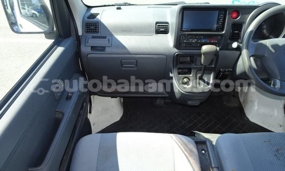 Buy Used Daihatsu Hijet White Car in Import - Dubai in Abaco Buy Used Daihatsu Hijet White Car in Import - Dubai in Abaco