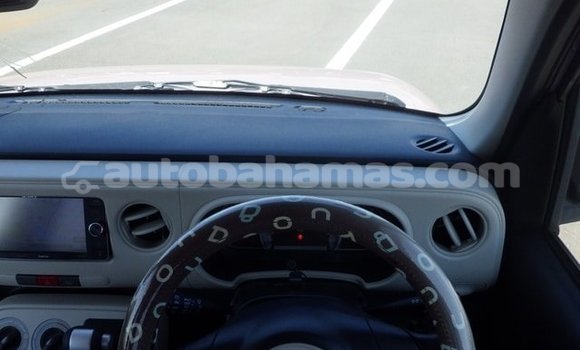 Buy Used Daihatsu Mira Other Car in Import - Dubai in Abaco Buy Used Daihatsu Mira Other Car in Import - Dubai in Abaco