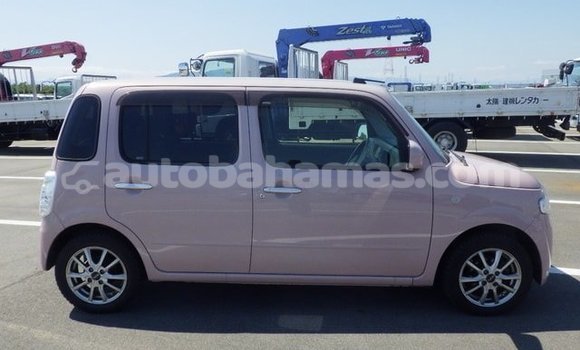 Buy Used Daihatsu Mira Other Car in Import - Dubai in Abaco Buy Used Daihatsu Mira Other Car in Import - Dubai in Abaco