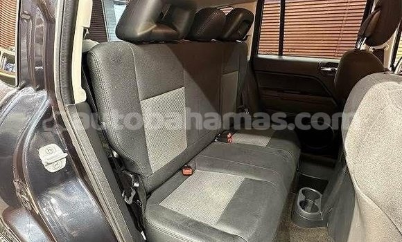 Buy Used Jeep Compass Blue Car in Marsh Harbour in Abaco Buy Used Jeep Compass Blue Car in Marsh Harbour in Abaco