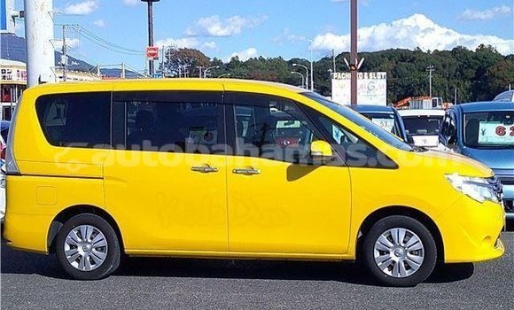 Buy Used Nissan Serena Other Car in Marsh Harbour in Abaco