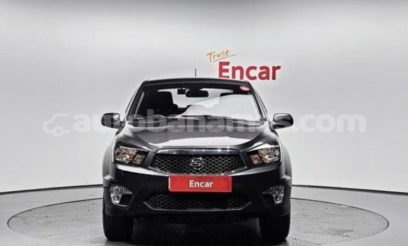 Buy Used SsangYong Korando Black Car in Import - Dubai in Abaco