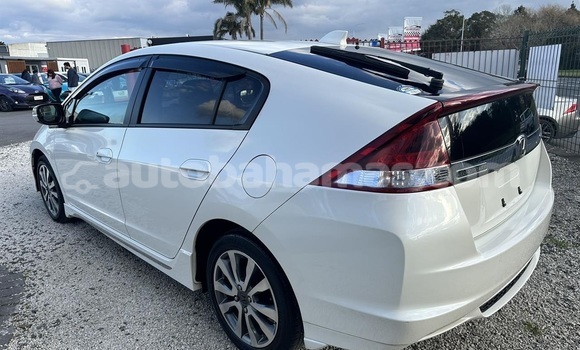 Buy Used Honda Insight White Car in Freetown in Eleuthera Buy Used Honda Insight White Car in Freetown in Eleuthera