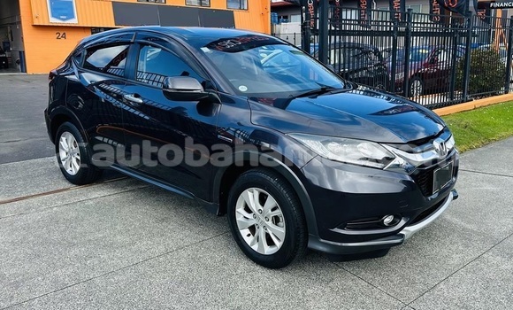 Buy Used Honda Vezel Blue Car in Freetown in Eleuthera Buy Used Honda Vezel Blue Car in Freetown in Eleuthera