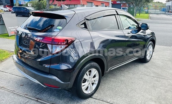 Buy Used Honda Vezel Blue Car in Freetown in Eleuthera Buy Used Honda Vezel Blue Car in Freetown in Eleuthera