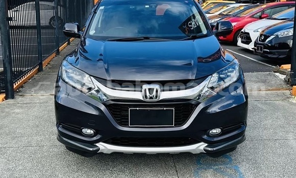 Buy Used Honda Vezel Blue Car in Freetown in Eleuthera Buy Used Honda Vezel Blue Car in Freetown in Eleuthera