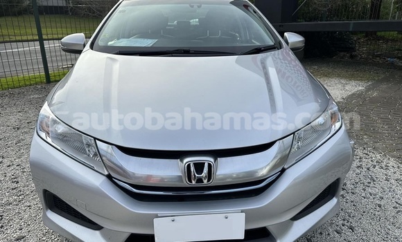 Buy Used Honda Grace Silver Car in Freetown in Eleuthera Buy Used Honda Grace Silver Car in Freetown in Eleuthera
