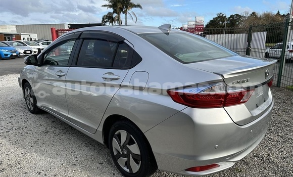 Buy Used Honda Grace Silver Car in Freetown in Eleuthera Buy Used Honda Grace Silver Car in Freetown in Eleuthera