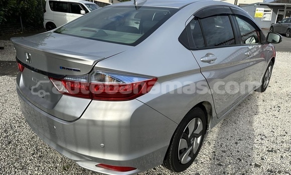 Buy Used Honda Grace Silver Car in Freetown in Eleuthera Buy Used Honda Grace Silver Car in Freetown in Eleuthera
