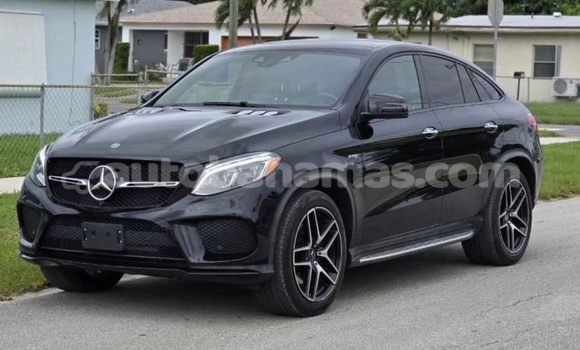 Buy Used Mercedes Viano Black Car in Import - Dubai in Abaco