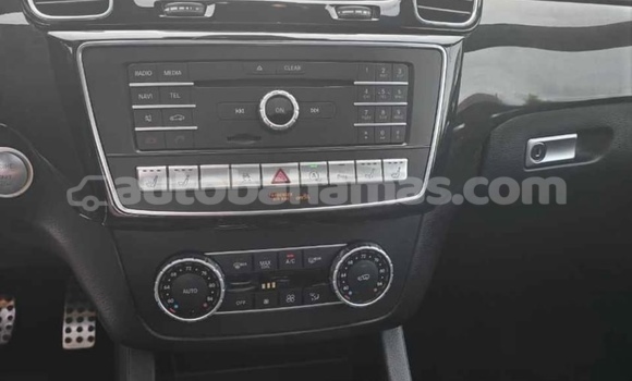 Buy Used Mercedes Viano Black Car in Import - Dubai in Abaco Buy Used Mercedes Viano Black Car in Import - Dubai in Abaco
