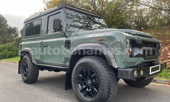 Buy Used Land Rover Defender Green Car in Freetown in Eleuthera Buy Used Land Rover Defender Green Car in Freetown in Eleuthera