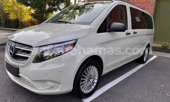 Buy Used Mercedes-Benz Vito White Car in Freetown in Eleuthera Buy Used Mercedes-Benz Vito White Car in Freetown in Eleuthera