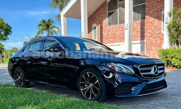 Buy Used Mercedes-Benz E–Class Blue Car in Freetown in Eleuthera Buy Used Mercedes-Benz E–Class Blue Car in Freetown in Eleuthera