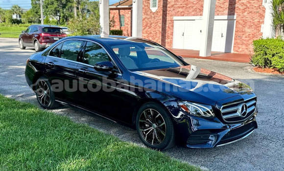 Buy Used Mercedes-Benz E–Class Blue Car in Freetown in Eleuthera Buy Used Mercedes-Benz E–Class Blue Car in Freetown in Eleuthera