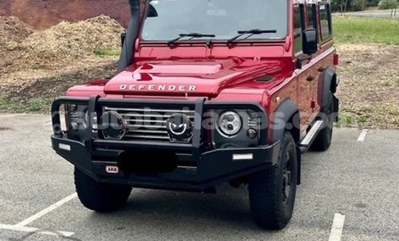 Buy Used Land Rover Defender Red Car in Freetown in Eleuthera Buy Used Land Rover Defender Red Car in Freetown in Eleuthera