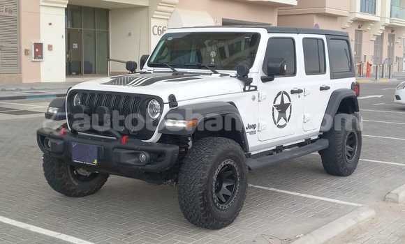 Buy Used Jeep Wrangler White Car in Freetown in Eleuthera