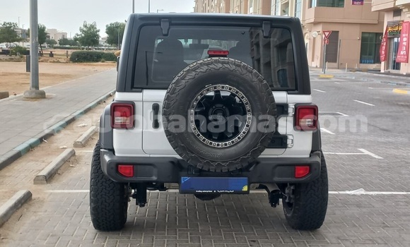 Buy Used Jeep Wrangler White Car in Freetown in Eleuthera Buy Used Jeep Wrangler White Car in Freetown in Eleuthera
