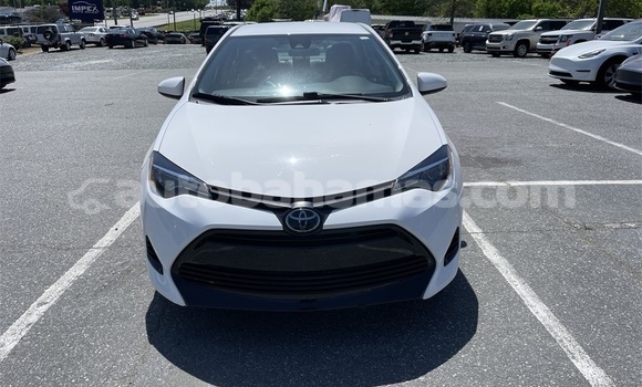 Buy Used Toyota Corolla White Car in Marsh Harbour in Abaco Buy Used Toyota Corolla White Car in Marsh Harbour in Abaco