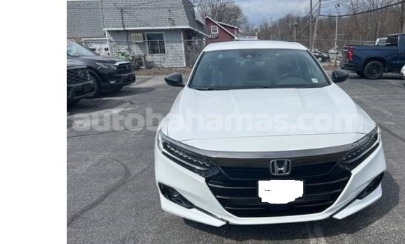 Buy Used Honda Accord White Car in Marsh Harbour in Abaco Buy Used Honda Accord White Car in Marsh Harbour in Abaco